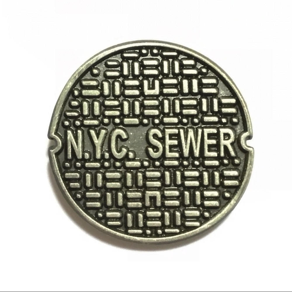 NYC SEWER Miniature Manhole Cover Lapel Pin w/ Box